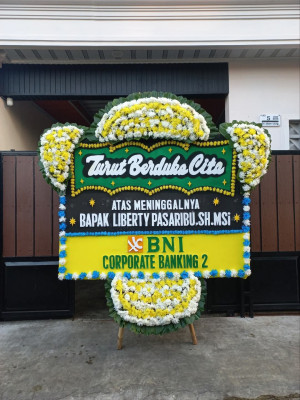Papan Bunga Duka di Pabaton