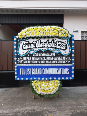 Papan Bunga Duka di Pabaton